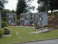 Urnenkolumbarien auf dem Friedhof Bliedinghausen